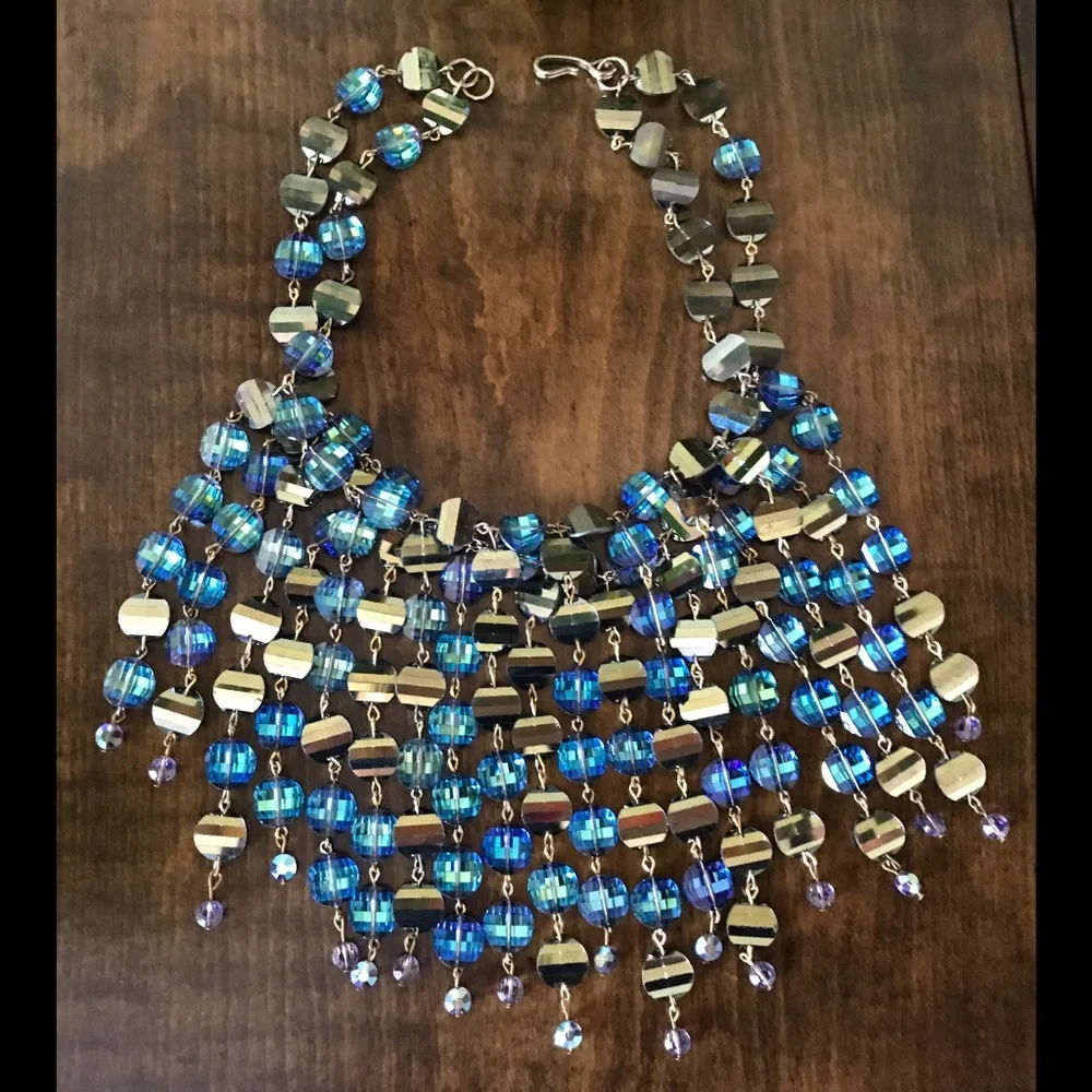 Swarovski Pageant-Worthy Cascade Necklace of Scarce Wisteria Pagoda Crys…